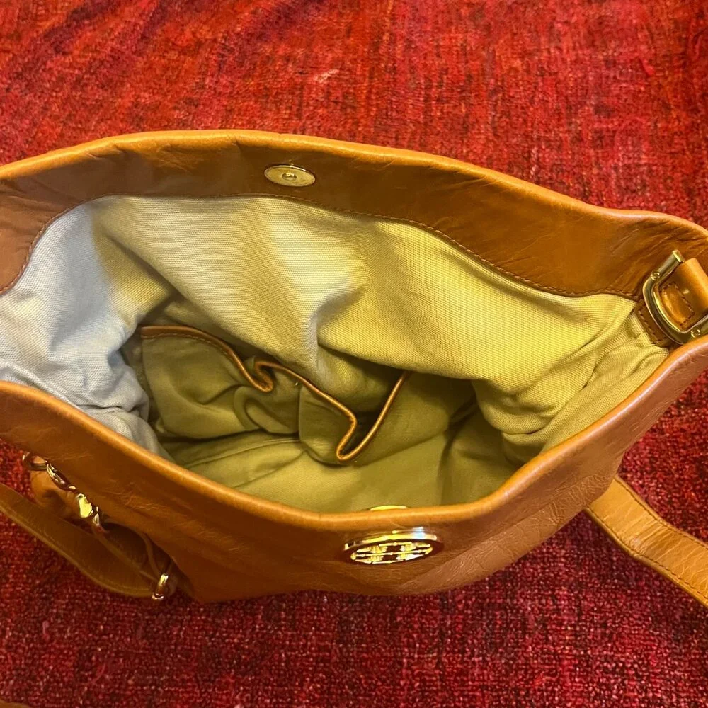 Tory Burch Tan Leather Foldover Bag - Picture 9 of 13